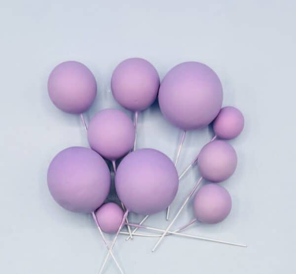 Foam Cake Balls - Pack of 10 - Assorted Sizes - Lilac